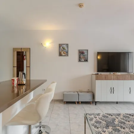 Victoria Court 2 Pool Апартаменты