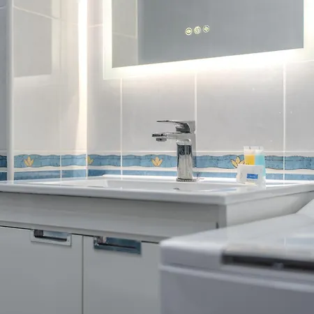 Апартаменты Victoria Court 2 Pool