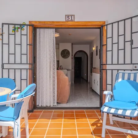 Victoria Court 2 Pool * Лос Кристианос