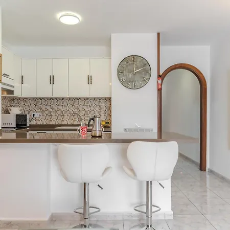 Victoria Court 2 Pool