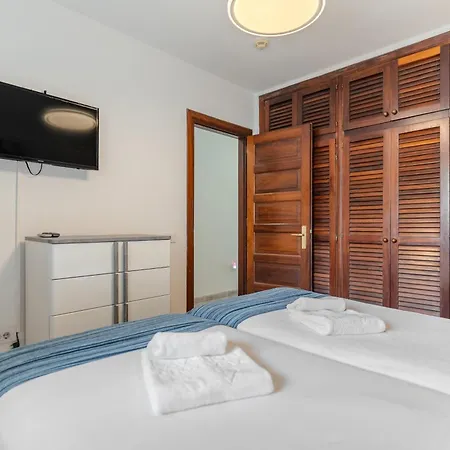 Апартаменты Victoria Court 2 Pool Лос Кристианос