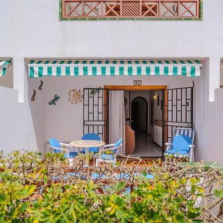 Victoria Court 2 Pool Апартаменты Лос Кристианос