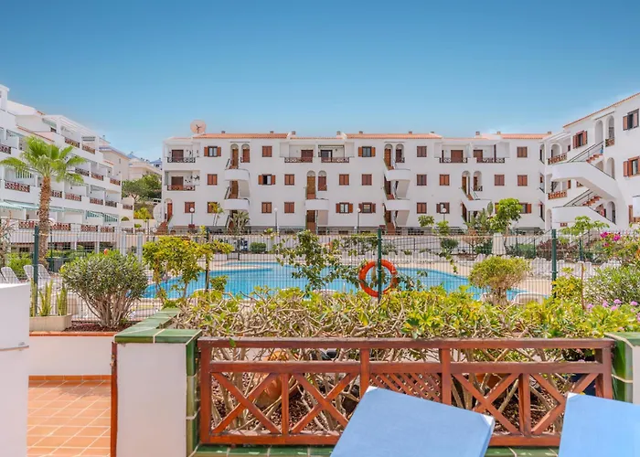 Victoria Court 2 Pool