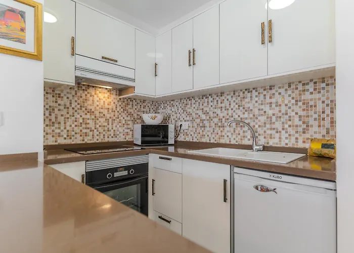 Victoria Court 2 Pool 洛斯克里斯蒂亚诺斯