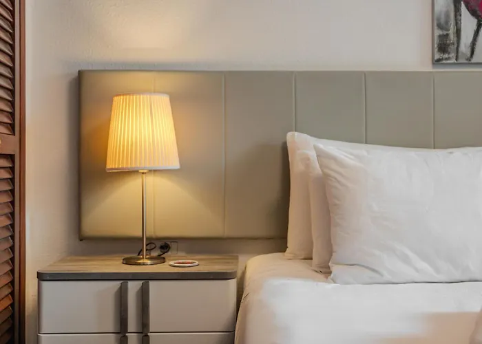 Victoria Court 2 Pool 洛斯克里斯蒂亚诺斯